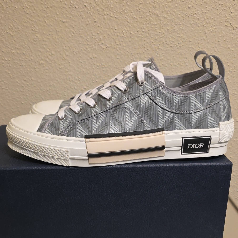Dior Men's Patterned Gray and White Sneakers